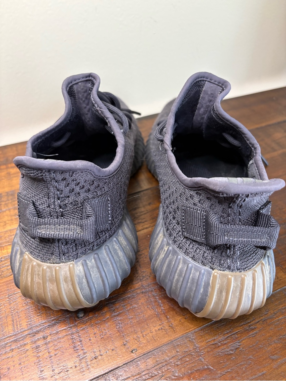 Women’s Size 7.5 Adidas Yeezy Boost 350 In “ Cider” Colorway - Picture 8 of 10